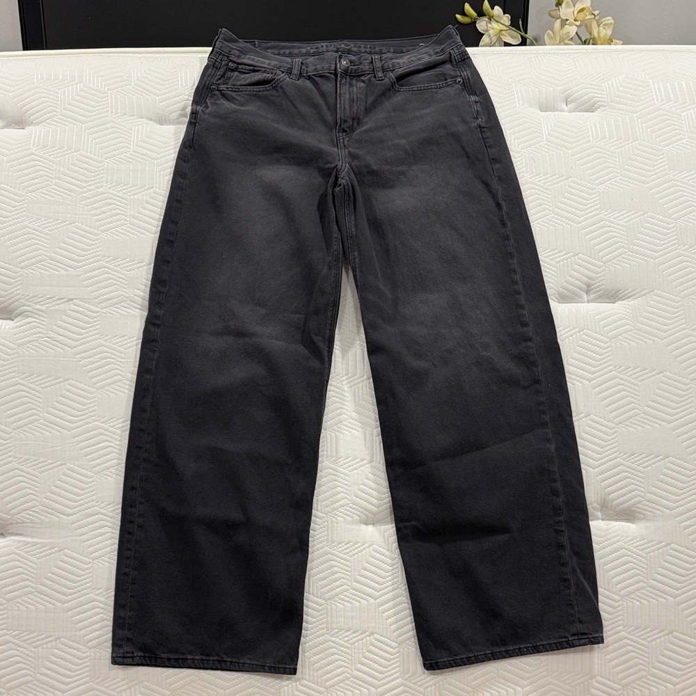 American Eagle Low Rise Skater Jean